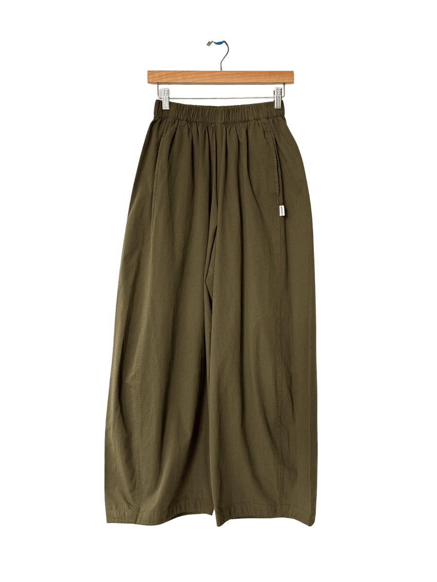Le Bon Shoppe Parachute Pants in Olive | Twentyseven Toronto