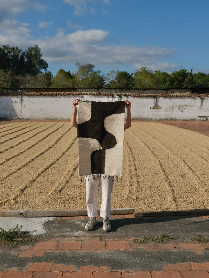 Nada Duele Petita Remolino 1.8 x 3 ft | Twentyseven Toronto