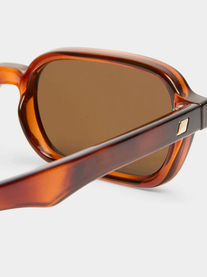 Le Specs Sunglasses Pilferer in Toffee Tort | Twentyseven Toronto