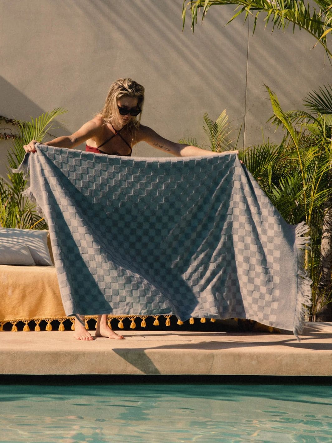 Twentyseven Toronto - Happy Place Organic Poolside Checkered Beach Towel - Pumice