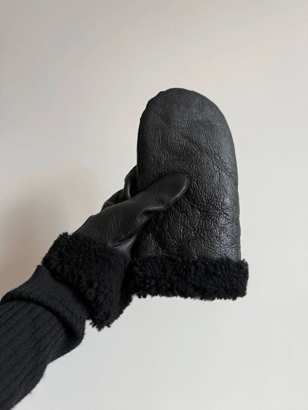 Billy Bamboo Puffy Shearling Mittens in Black | Twentyseven Toronto