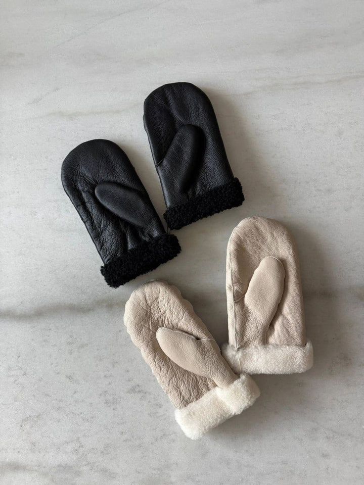 Billy Bamboo Puffy Shearling Mittens in Black | Twentyseven Toronto