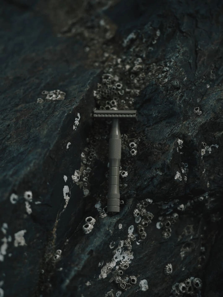 Keep Well Kept Safety Razor - Kelp | Twentyseven Toronto
