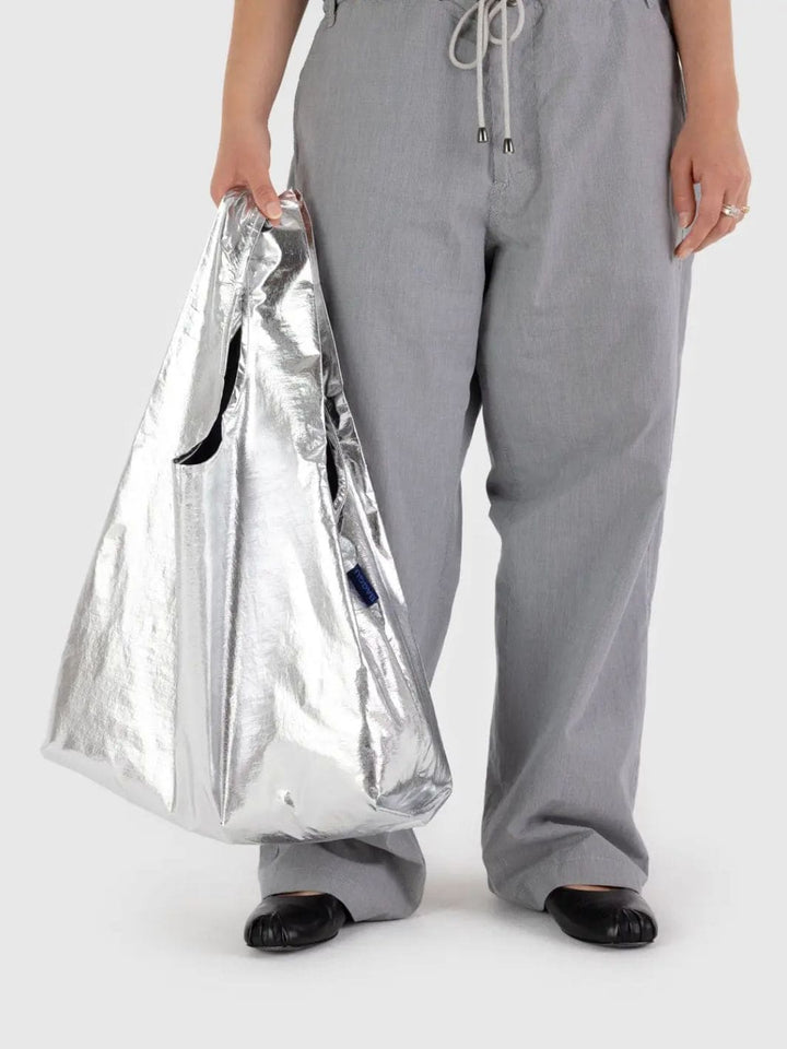 BAGGU Silver Metallic Bag | Twentyseven Toronto