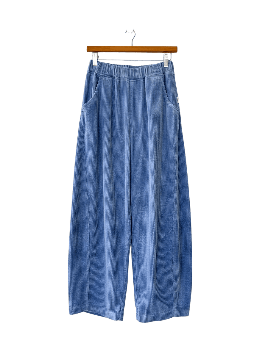 Le Bon Shoppe Soft Corduroy Arc Pants in Blue | Twentyseven Toronto