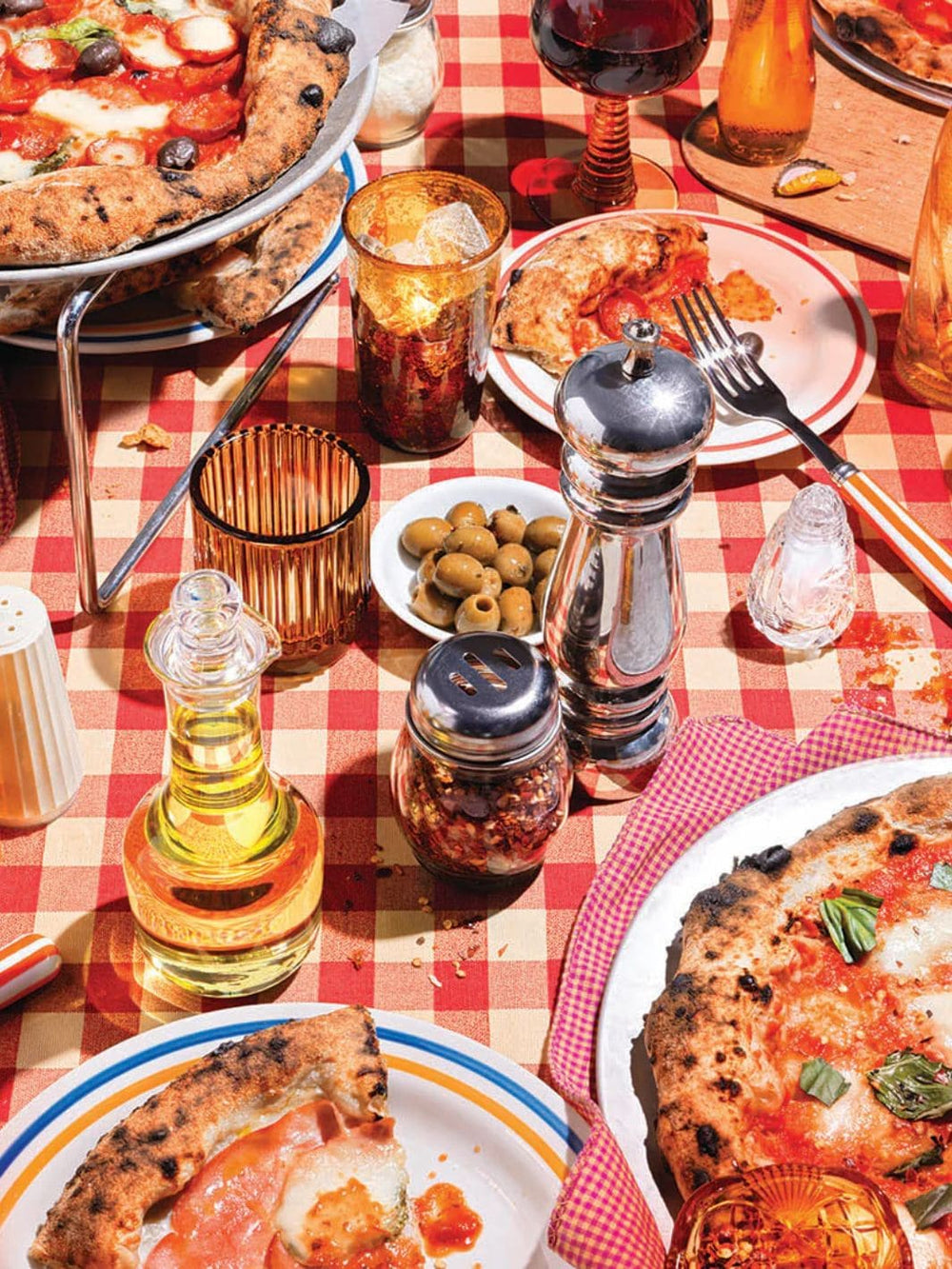 Twentyseven Toronto - Piecework Puzzles That's Amore - 1000 Piece Puzzle