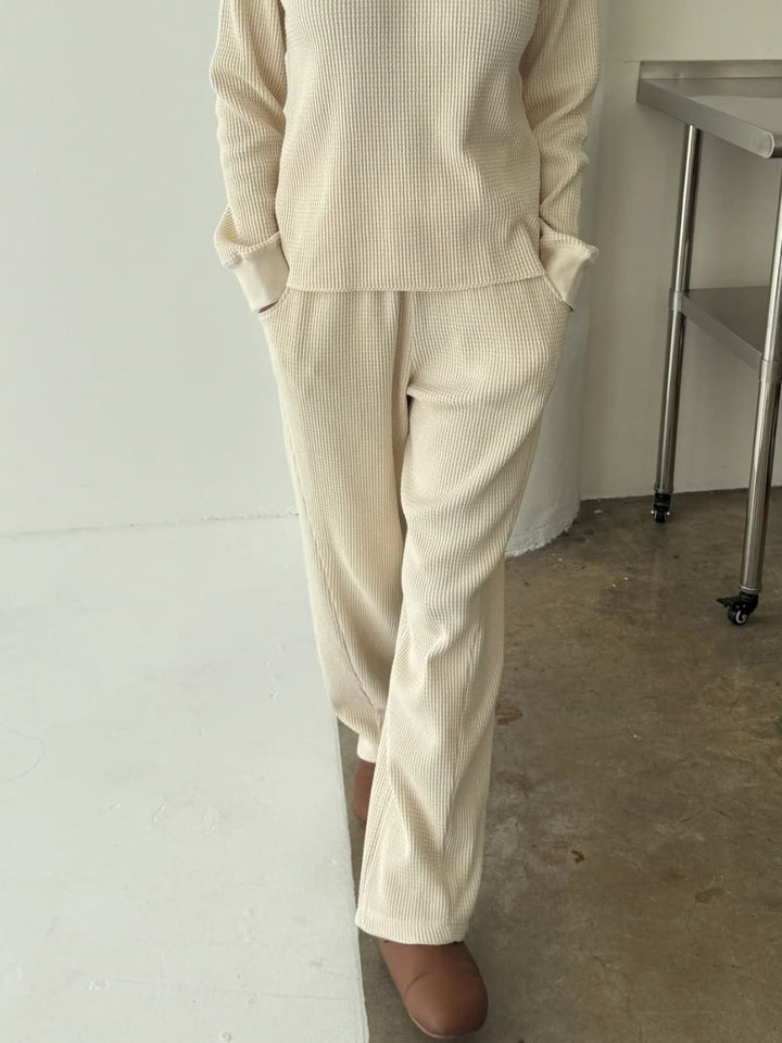 Le Bon Shoppe Waffle Lo Pants in Naturel | Twentyseven Toronto
