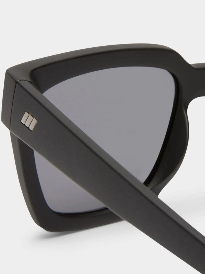 Le Specs Weekend Riot Sunglasses in Matte Black Polarised | Twentyseven Toronto