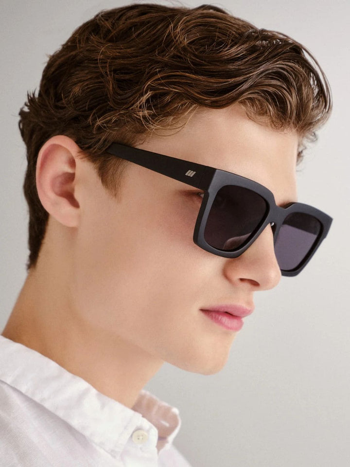 Le Specs Weekend Riot Sunglasses in Matte Black Polarised | Twentyseven Toronto