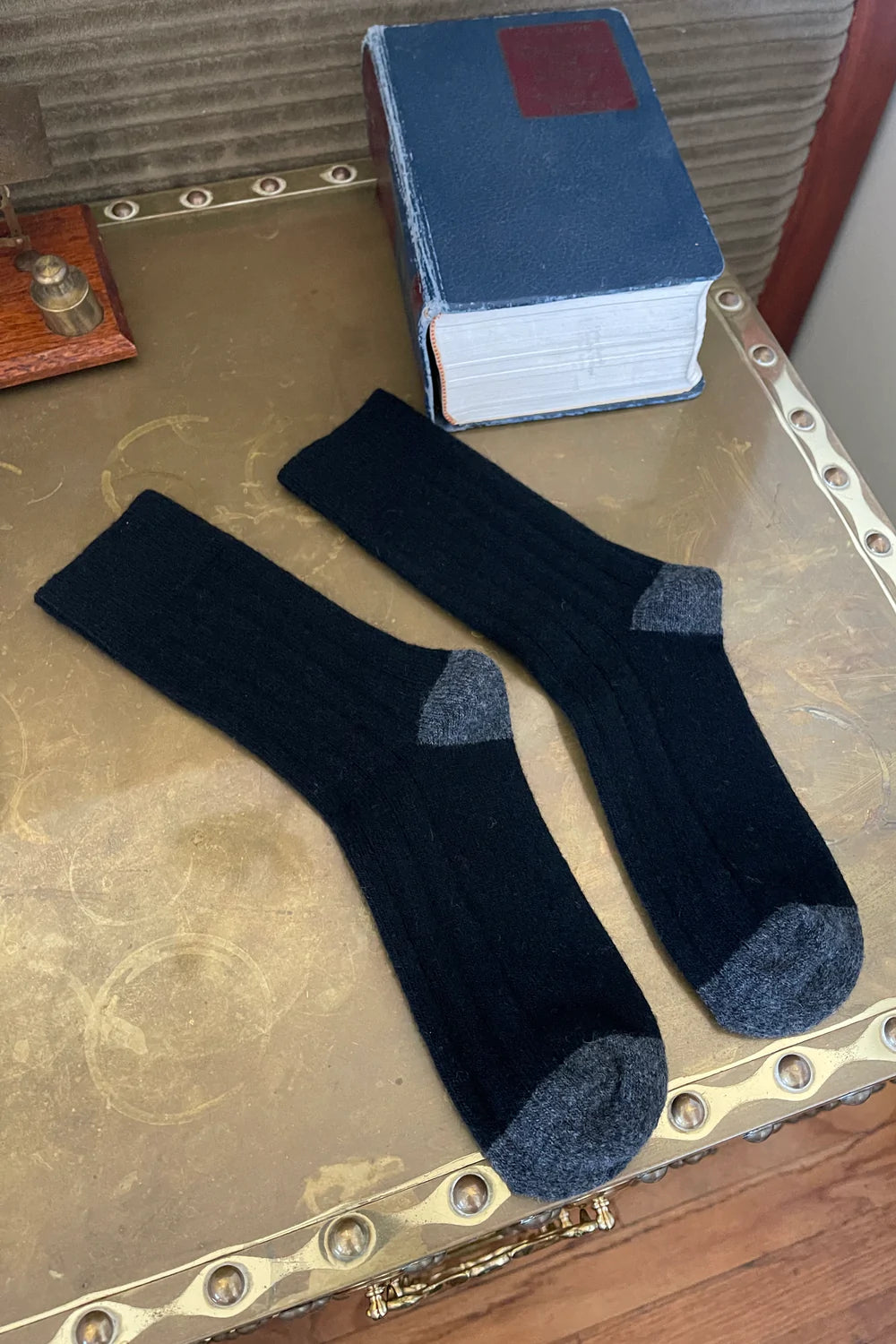 Twentyseven Toronto - Le Bon Shoppe Classic Cashmere Socks - Black