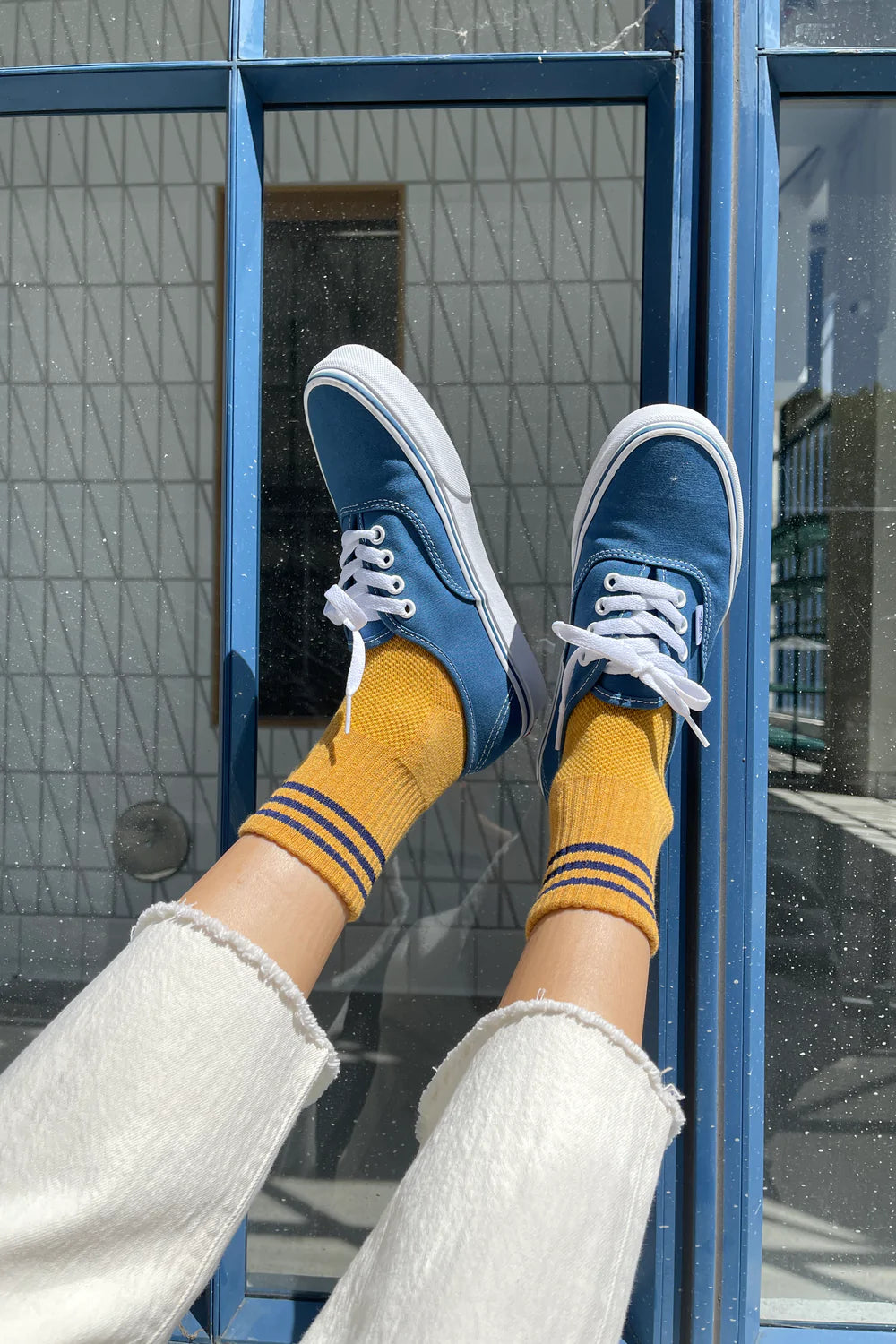 Twentyseven Toronto - Le Bon Shoppe Girlfriend Socks - Gold